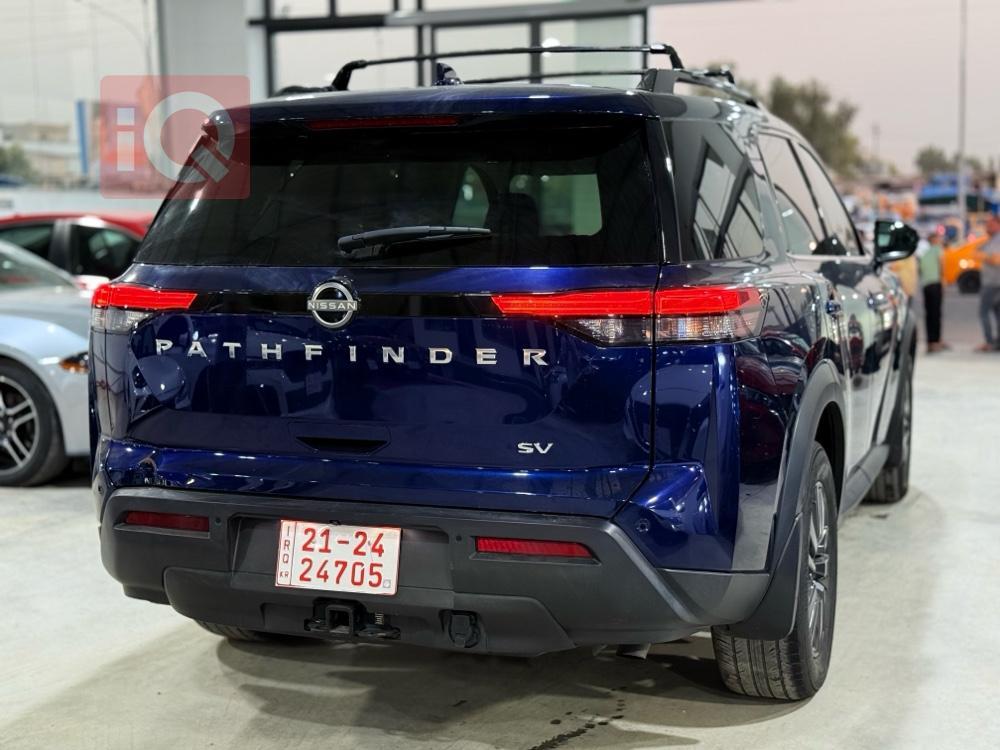 نیسان پاسفایندەر